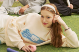 AQO_studiospace(アコスタジオスペース)    AQO VARSITY LOGO SWEATSHIRTS IVORY