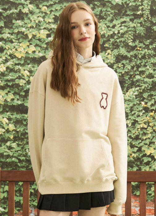 AQO_studiospace(アコスタジオスペース)    AQO SHINING BEAR HOODIE BEIGE
