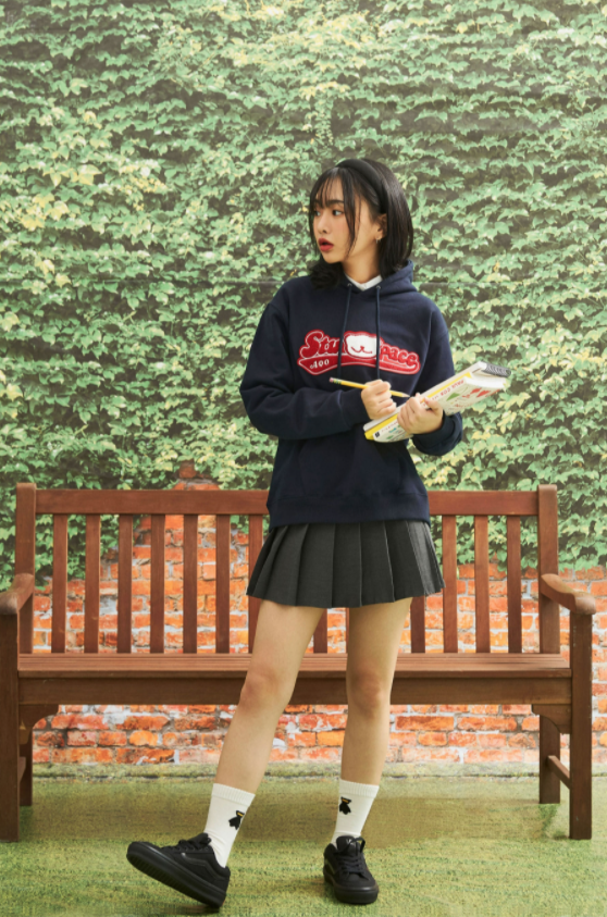 AQO_studiospace(アコスタジオスペース)     AQO VARSITY LOGO HOODIE NAVY