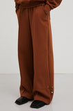 イーエスシースタジオ(ESC STUDIO) flower string training pants(brown)