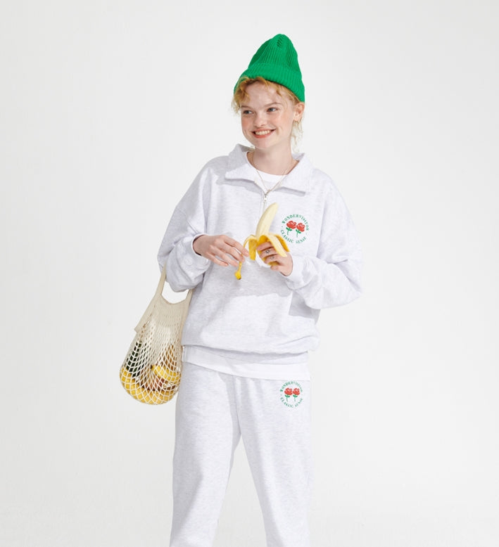 ワンダービジター(WONDER VISITOR)  Logo HALF Zip-up [Light grey]