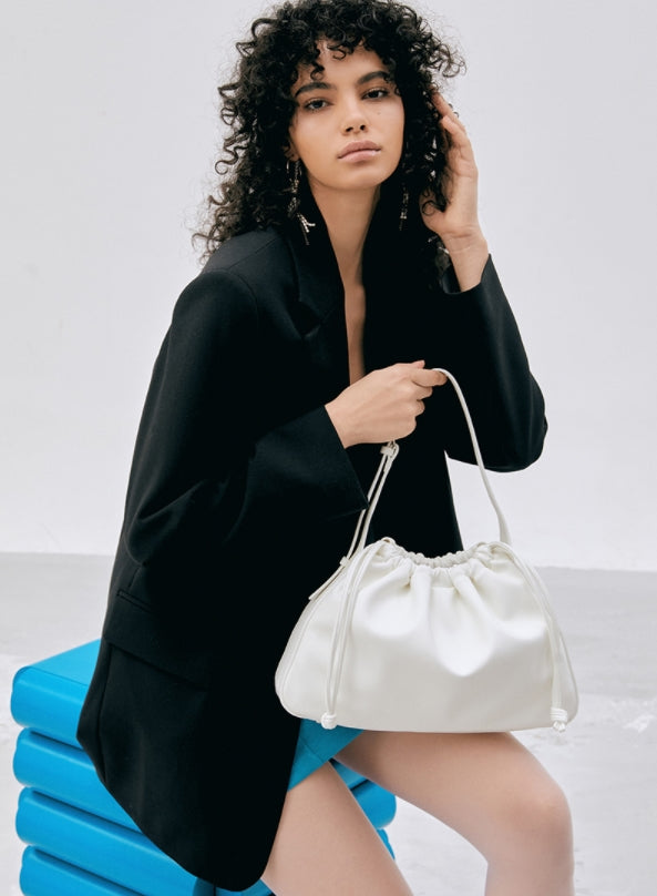 BBYB(ビービーワイビー) Balloon (M) Shoulder Bag (White Ivory)