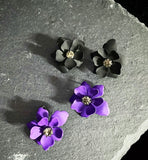 BLACKPURPLE (ブラックパープル) Mila Flower Cubic Earrings_Black