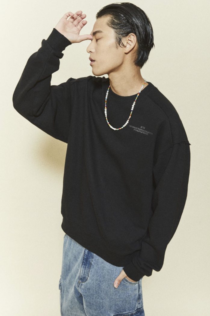 ORDINARY PEOPLE(オーディナリーピープル) LOCATION LOGO BLACK SWEATSHIRTS