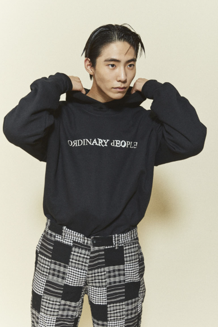 ORDINARY PEOPLE(オーディナリーピープル) ORD DAMAGED BLACK SWEATSHIRTS