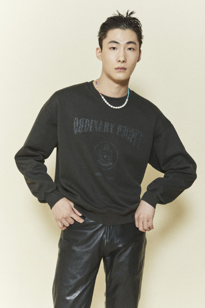 ORDINARY PEOPLE(オーディナリーピープル) BURIED LOGO CHARCOAL SWEATSHIRTS