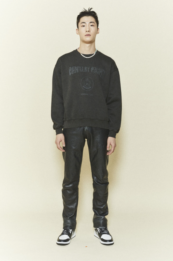 ORDINARY PEOPLE(オーディナリーピープル) BURIED LOGO CHARCOAL SWEATSHIRTS