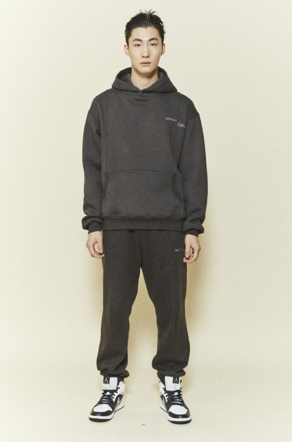 ORDINARY PEOPLE(オーディナリーピープル) THREE PANELLED SETUP CHARCOAL HOODIE