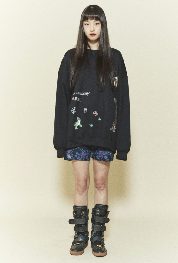 ORDINARY PEOPLE(오디너리 피플) [ ORDINARYPEOPLE & DISNEY ] PLAY REX BLACK SWEATSHIRTS