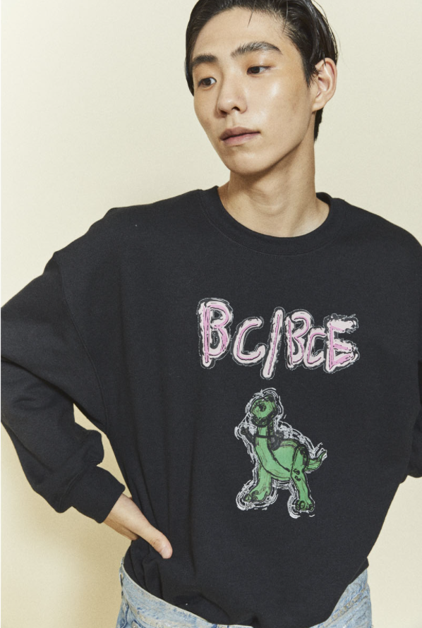 ORDINARY PEOPLE(오디너리피플) [ ORDINARYPEOPLE & DISNEY ] TOY REX BLACK SWEATSHIRTS