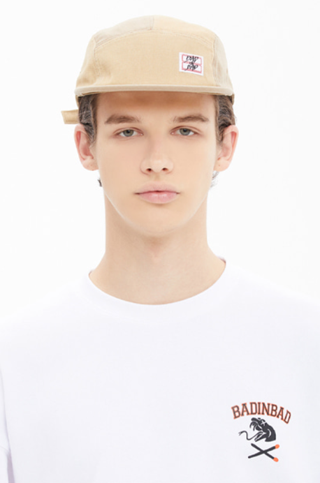 ベドインベド(BADINBAD) NAME TAG LOGO CAMP CAP_BEIGE