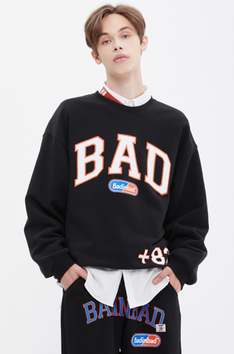 ベドインベド(BADINBAD) BAD LOGO SWEAT SHIRT_BLACK