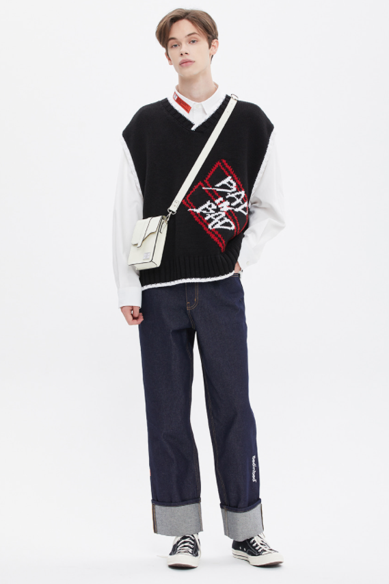 ベドインベド(BADINBAD) BIG NAME TAG LOGO VEST_BLACK