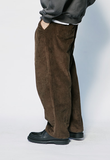 セイントペイン(SAINTPAIN)  SP TWO TUCK WIDE CORDUROY PANTS-BROWN