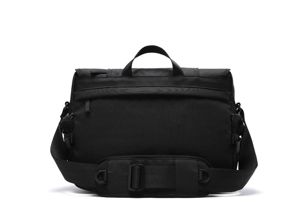 デイライフ(Daylife) DAYLIFE FLAP STRING MESSENGER BAG (BLACK