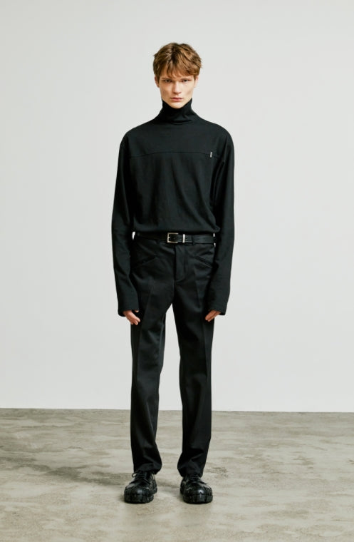 SSY(エスエスワイ)  back button long sleeve chest tip turtle neck black