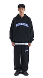 NOMANUAL(ノーマニュアル)  3T ARCH LOGO SWEATPANTS - BLACK