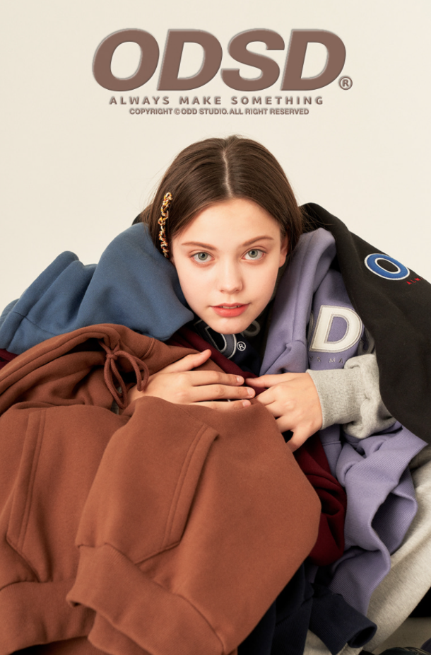 Odd Studio (オッドスタジオ) ODSD LOGO HOODIE-BLACK Odd Studio (オッドスタジオ) ODSD LOGO HOODIE-BLACK