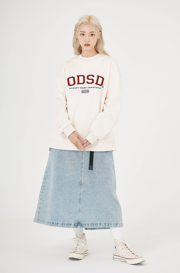Odd Studio (オッドスタジオ)　ODSD APPLIQUE LOGO SWEATSHIRT-CREAM