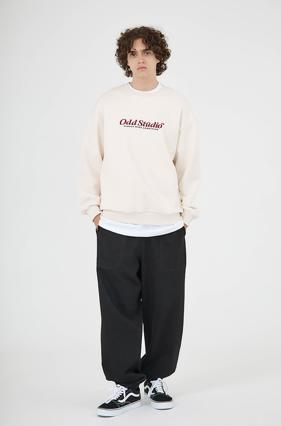 Odd Studio (オッドスタジオ)　STANDARD EMBROIDERED LOGO SWEATSHIRT-CREAM