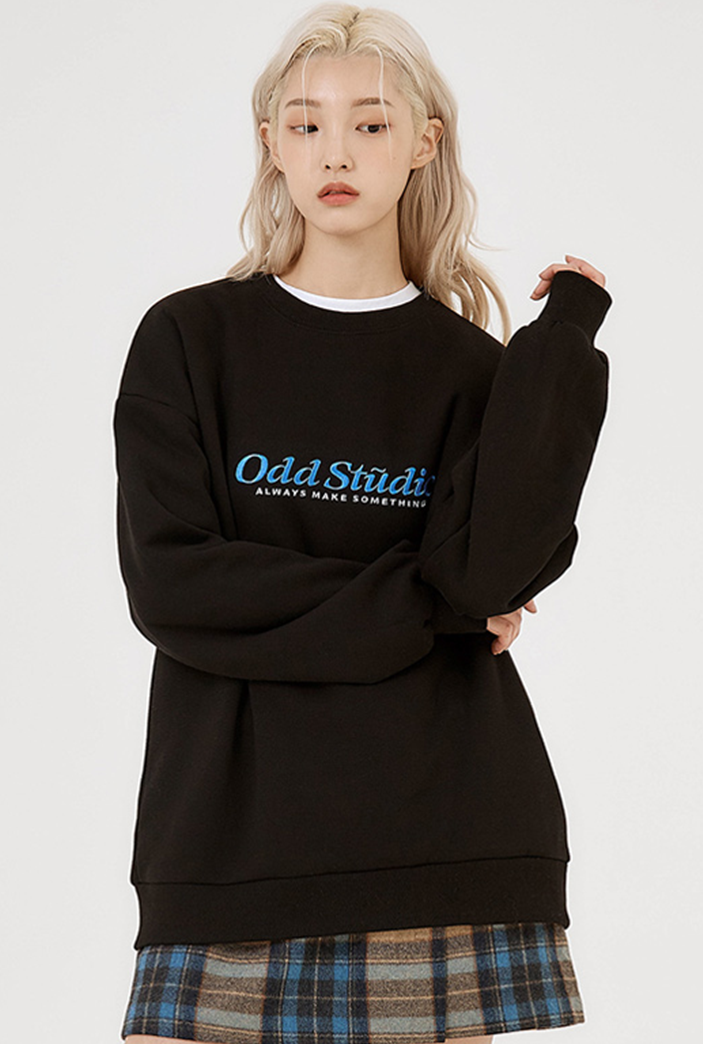 Odd Studio (オッドスタジオ)　STANDARD EMBROIDERED LOGO SWEATSHIRT-BLACK
