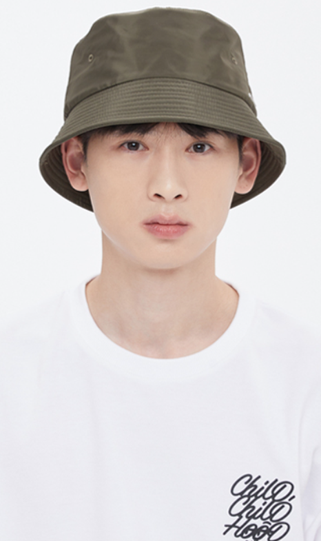 ロマンティッククラウン(ROMANTIC CROWN)   GLOSS BUCKET HAT_KHAKI