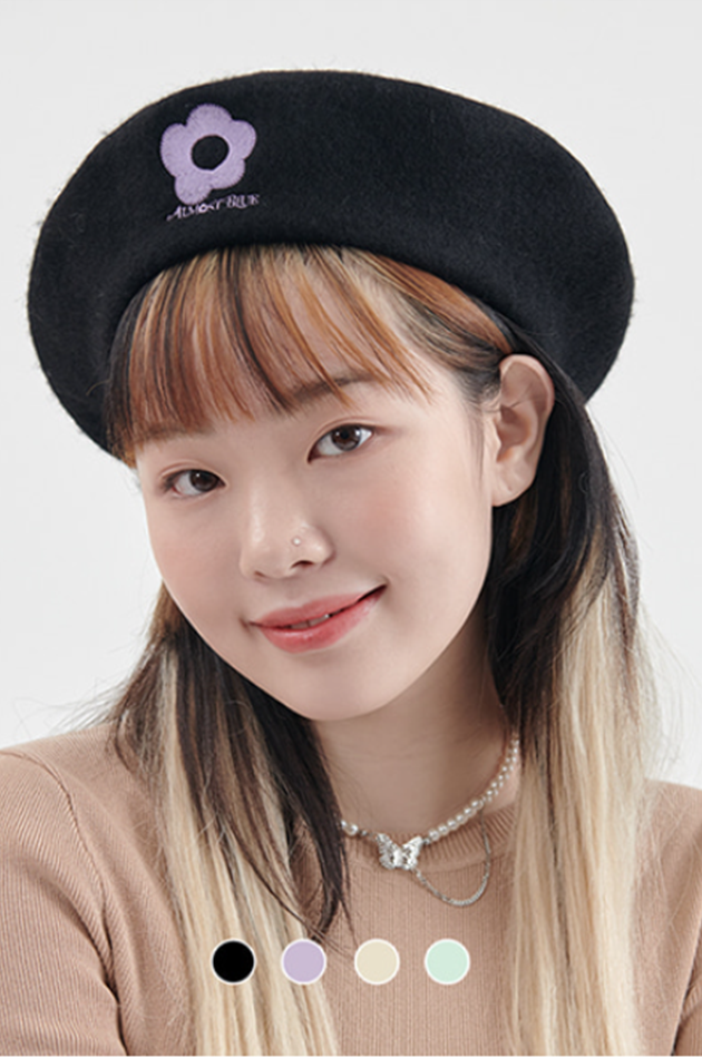 オルモストブルー(Almost Blue)  FLOWER WOOL BERET