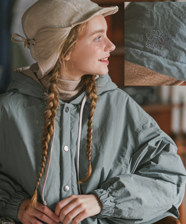 ダブルユーブイプロジェクト(WV PROJECT) Woven Hooded Coach Jacket Blue JIOT7540