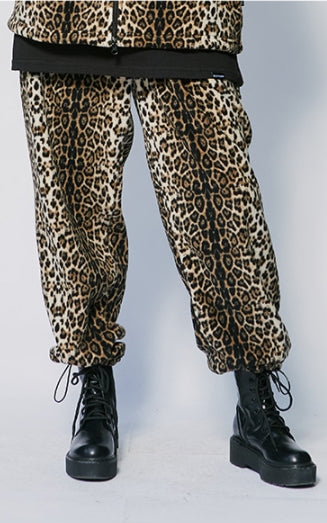 セイントペイン(SAINTPAIN)  SP LEOPARD FLEECE TRAINING PANTS-BEIGE