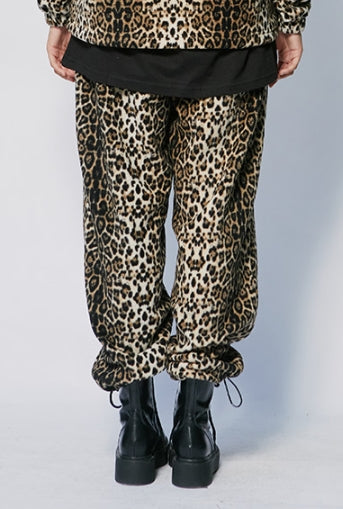 セイントペイン(SAINTPAIN)  SP LEOPARD FLEECE TRAINING PANTS-BEIGE