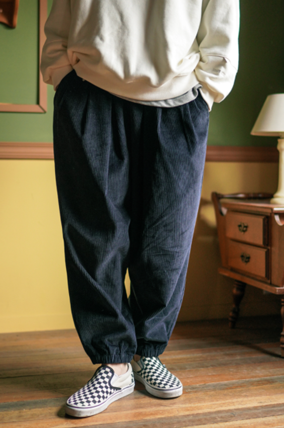 ダブルユーブイプロジェクト(WV PROJECT) Lesotho Corduroy Jogger Pants Navy JJLP7526
