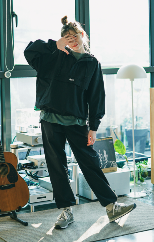 ダブルユーブイプロジェクト(WV PROJECT) New World Hood Anorak Black KMOT7511