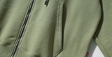 ダブルユーブイプロジェクト(WV PROJECT) Baseline Hood Zip-Up Light Khaki JIOT7536