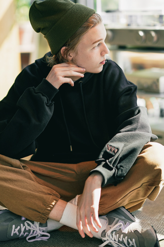 ダブルユーブイプロジェクト(WV PROJECT) Rison Hood Black JIHD7535