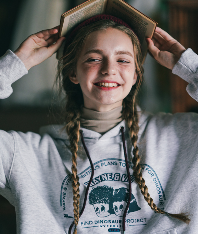 ダブルユーブイプロジェクト(WV PROJECT) Darle Project Hood White Oatmeal JJHD7532