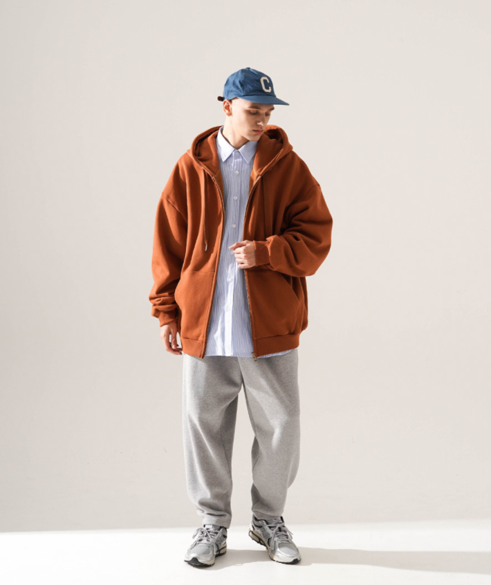 ティーダブリューエヌ(TWN) Victory Balloon Zip-Up Camel TWHD3412