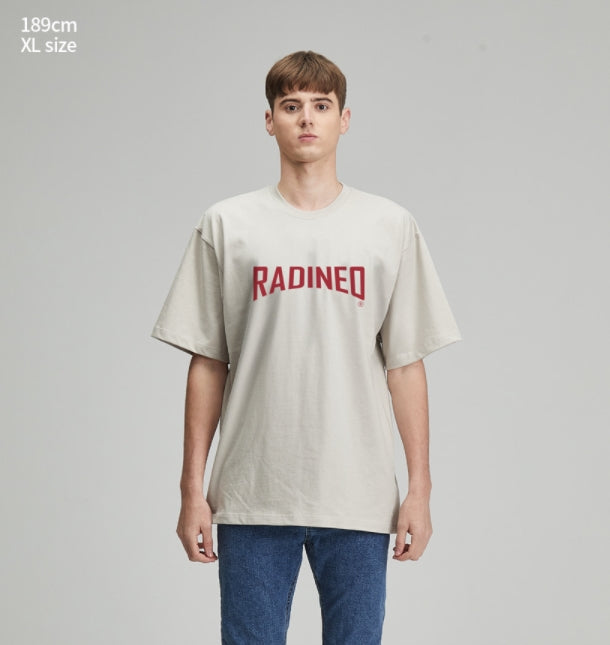 RADINEO (ラディネオ)　Arch logo beige short-sleeve T-Shirt