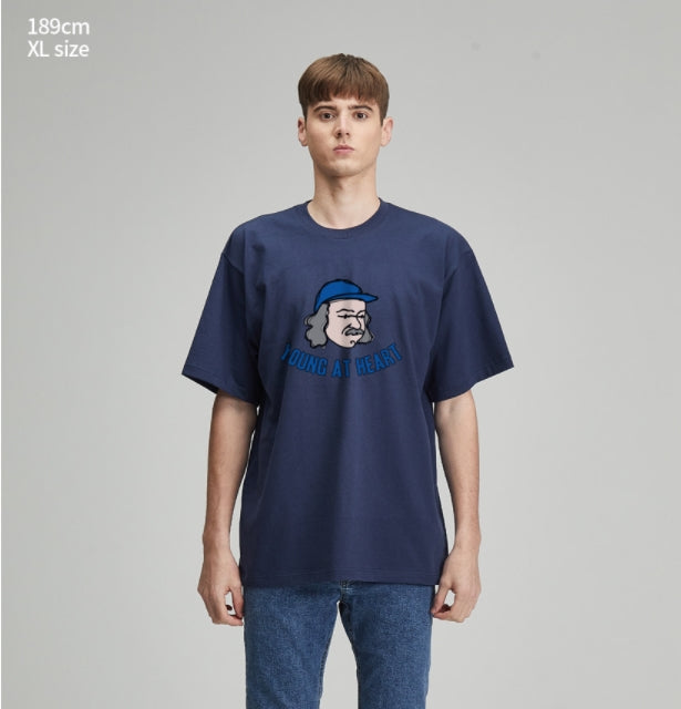 RADINEO (ラディネオ)　Young at heart, navy short-sleeved T-shirt