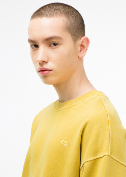 VLDS (ブラディス) Mustard Yellow Pigment Logo Sweatshirt