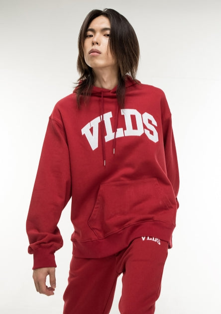 VLDS (ブラディス) VLDS LOGO HOODIE RED