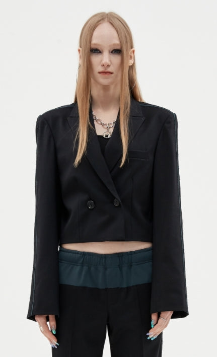 MMIC(エムエムアイシー) SLEEVE RAW CUT LINE SHORT BLAZER