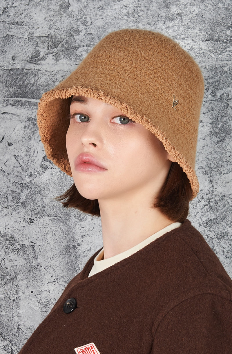 VARZAR(バザール) VZ Stud Wool Bucket Hat Beige