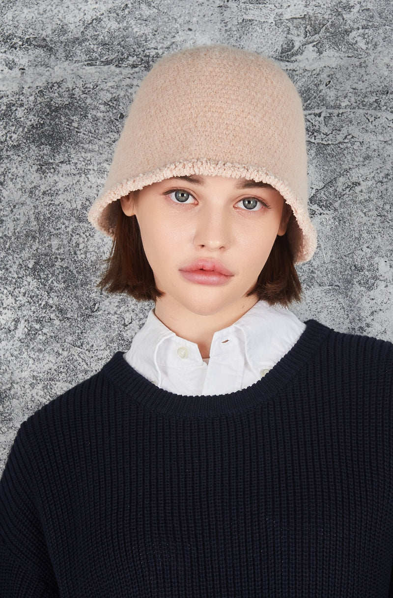 VARZAR(バザール) VZ Stud Wool Bucket Hat Pink