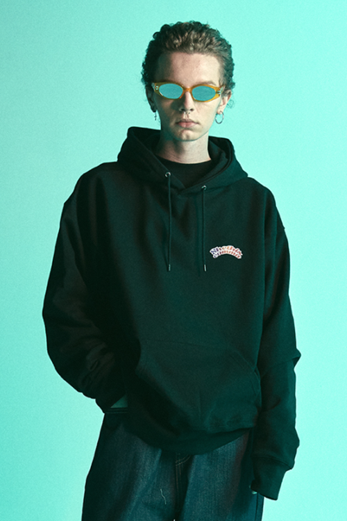 シディスコンマ(SHETHISCOMMA) RAINBOW PRINT HD T