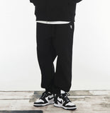 VARZAR(バザール) 3D Monogram White Embroidery Banding Sweatpants Black