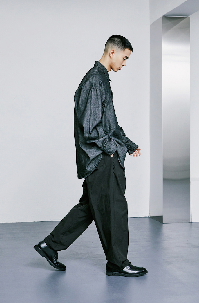 KND 나일론 2WAY 와이드 커브 핏 밴딩 팬츠 블랙