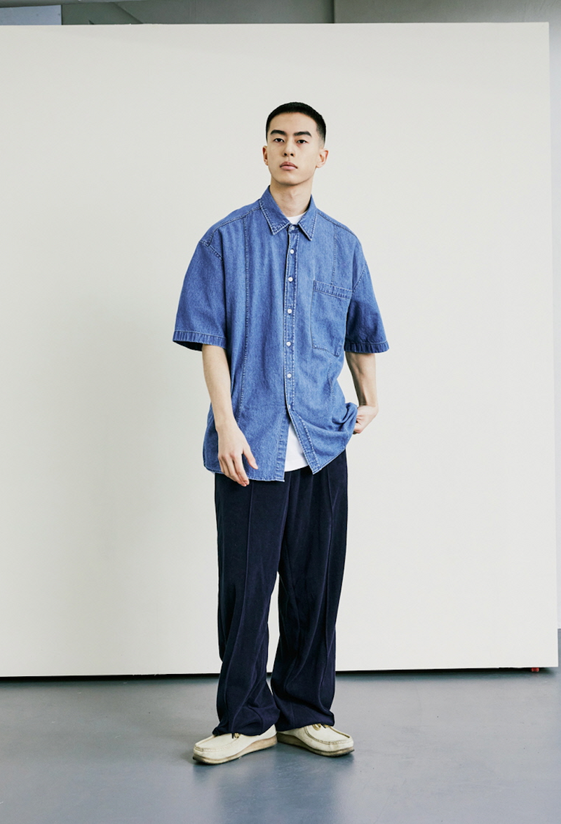 KND 프런트 심 워시드 데님 셔츠 라이트블루