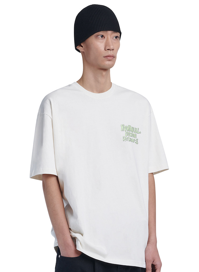 NOMANUAL(ノーマニュアル)  DOODLE LOGO T-SHIRT - CREAM