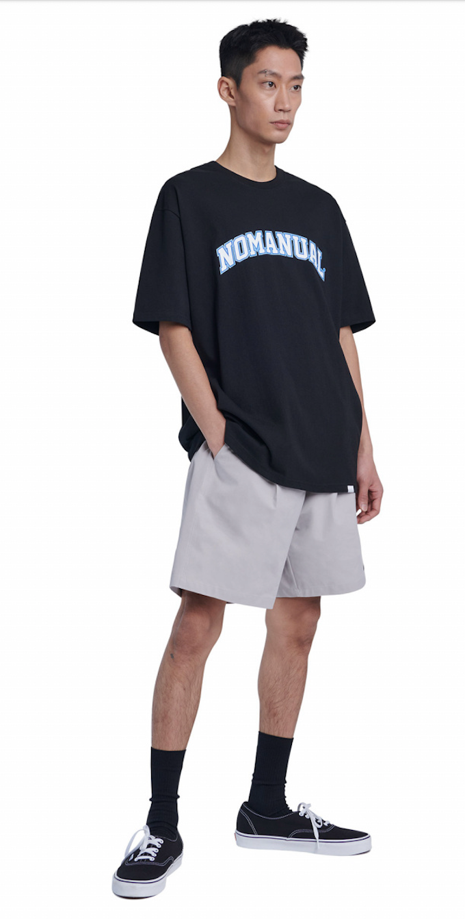 NOMANUAL(ノーマニュアル)  3T ARCH LOGO T-SHIRT - BLACK