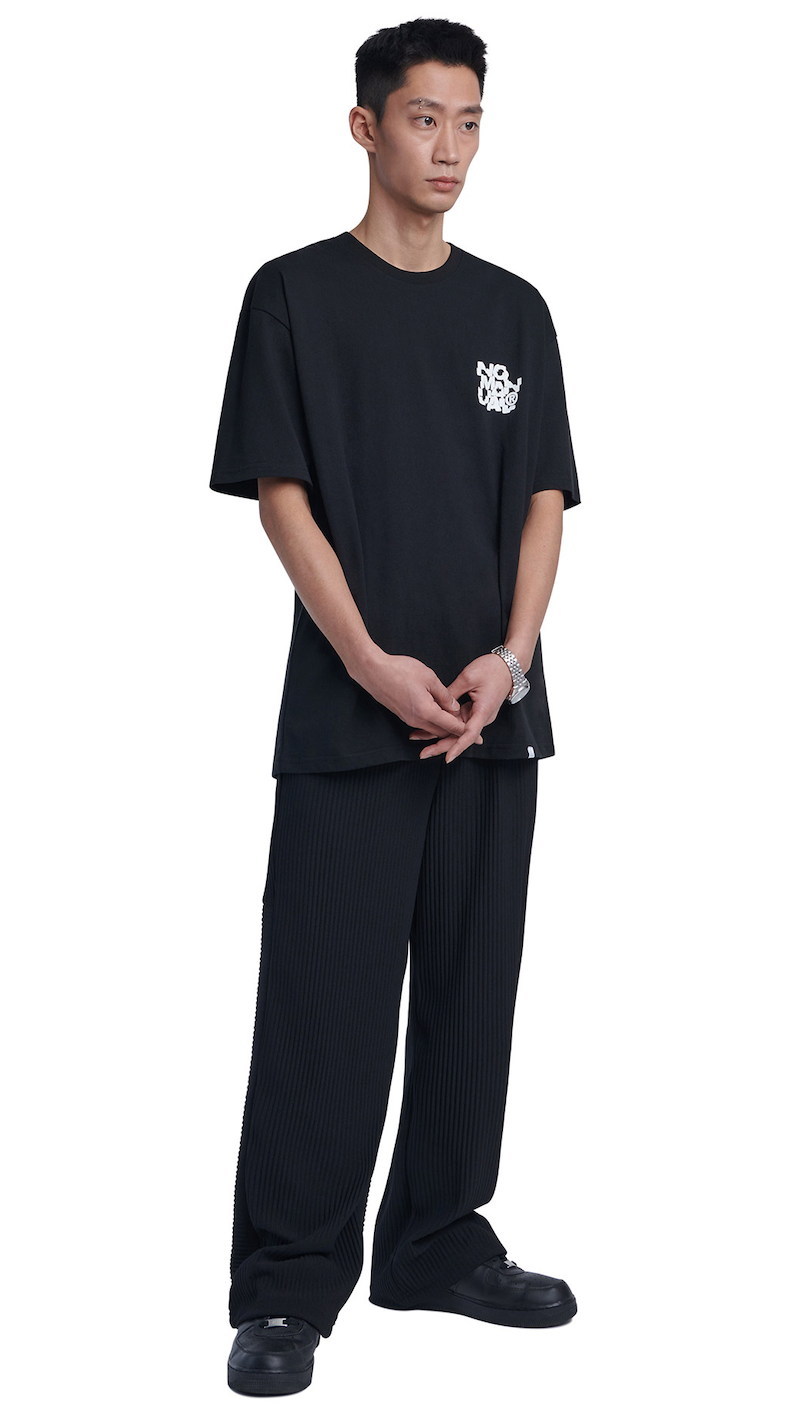 NOMANUAL(ノーマニュアル) CRACKED T-SHIRT - BLACK